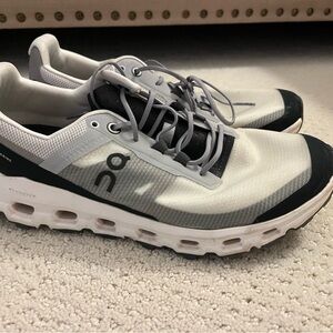 On Running Women’s Sneakers